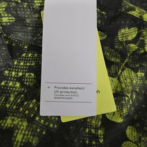 Men's Short Sleeve Resort T-Shirt | All in Motion | Small - Picture 8 of 12